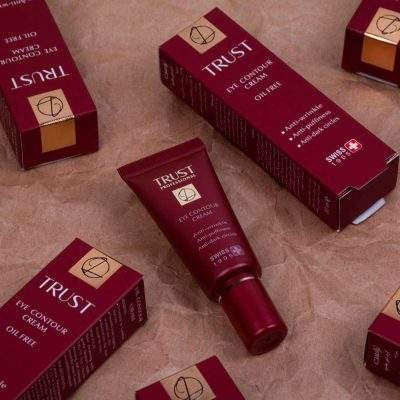 کرم دور چشم تراست